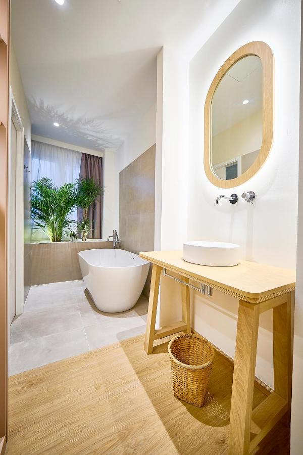 Hotel Leonor Conil Конил-де-ла-Фронтера Екстериор снимка