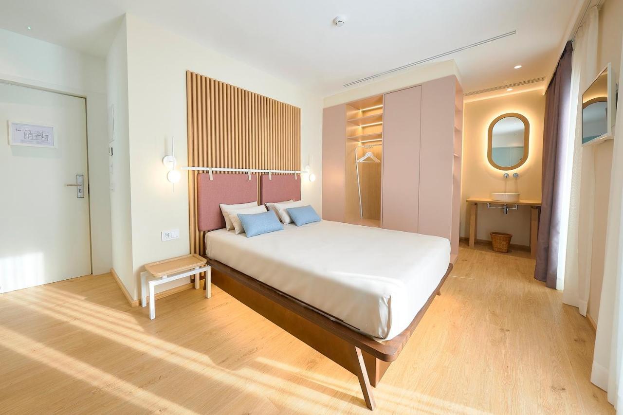 Hotel Leonor Conil Конил-де-ла-Фронтера Екстериор снимка